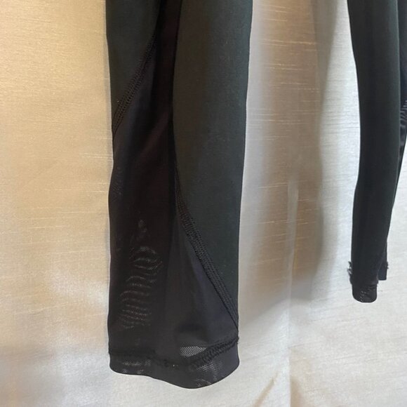 NWOT Aries Leggings Chill Play Move Ladies Med Black - Picture 10 of 12